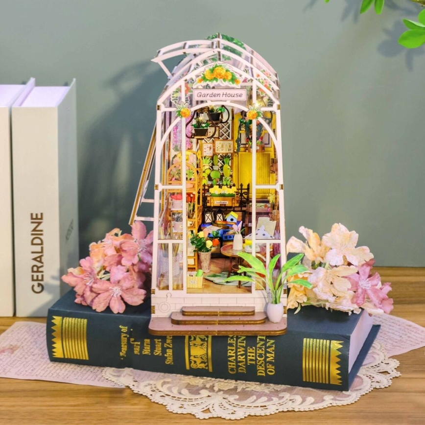 2Kids Toys - Miniatura de casita Casa de jardín 2xAAA
