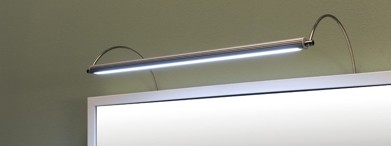 ¿Qué iluminación elegir para colocar por encima del espejo del baño?