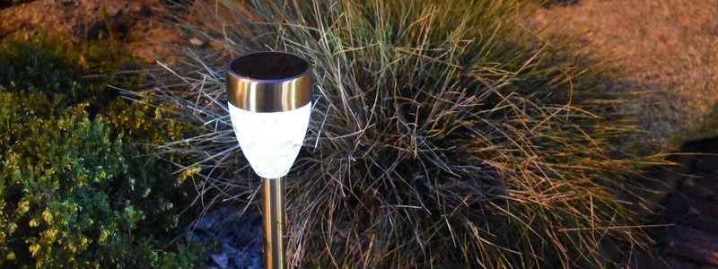 Iluminación solar para su jardín