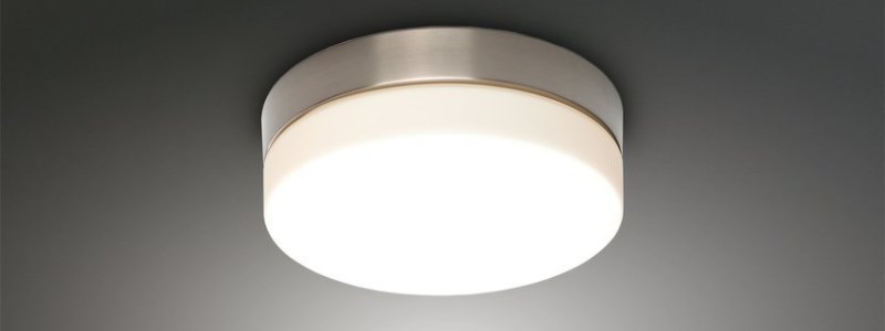 ¿Qué lámpara de techo elegir para el baño?