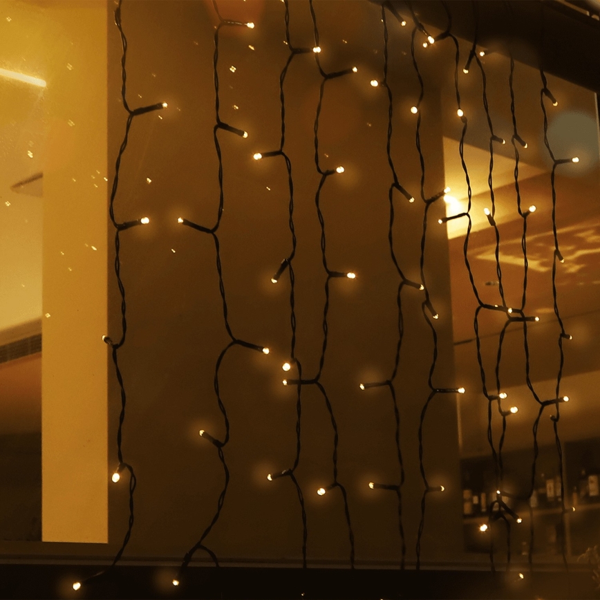 Aigostar - Guirnalda solar LED 100 LEDs/8 funciones 4x1m IP65 blanco cálido 800 mAh