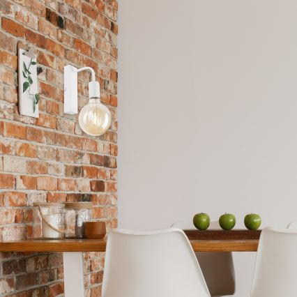 Aplique ASTRID 1xE27/60W/230V blanco