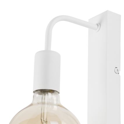 Aplique ASTRID 1xE27/60W/230V blanco