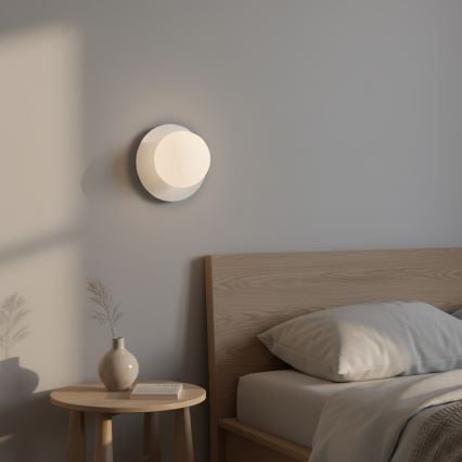 Aplique de pared AMERICANA 1xG9/8W/230V blanco