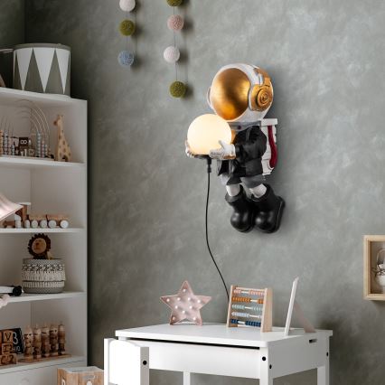 Aplique de pared infantil ASTRONAUT 1xE14/40W/230V, acabado en cobre