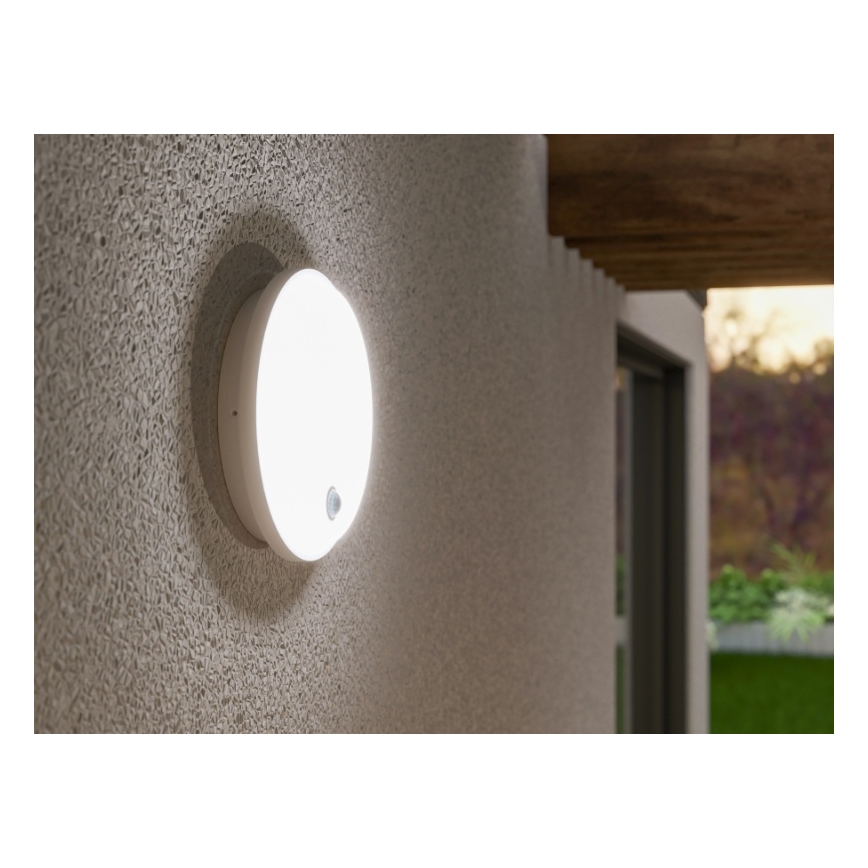 Aplique LED de pared exterior con sensor de movimiento y sensor crepuscular LED/15W/230V IP65 blanco