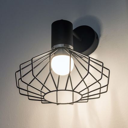 Aplique de pared SOLANO 1xE27/15W/230V negro/cromo brillante