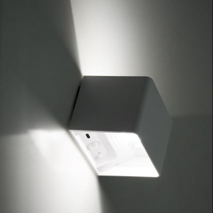 Aplique LED regulable con sensor MIRI LED/2,5W/3,7V 3000/4000/6400K 4000 mAh blanco