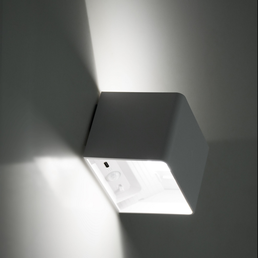 Aplique LED regulable con sensor MIRI LED/2,5W/3,7V 3000/4000/6400K 4000 mAh blanco