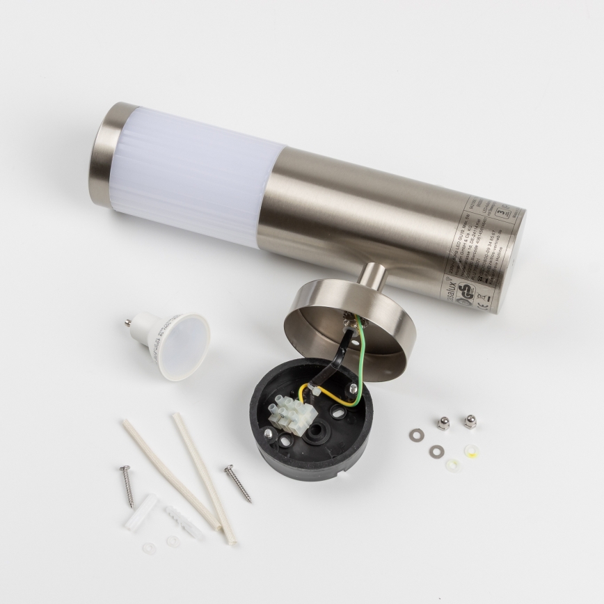 Aplique LED de pared para exterior con sensor de movimiento 1xGU10/5W/230V IP44 en cromo mate