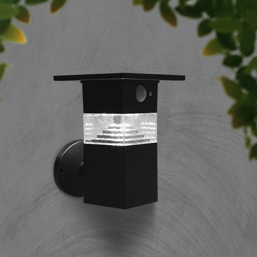 Aplique LED solar con sensor LED/2,5W/3,7V IP54 3000K 2200 mAh