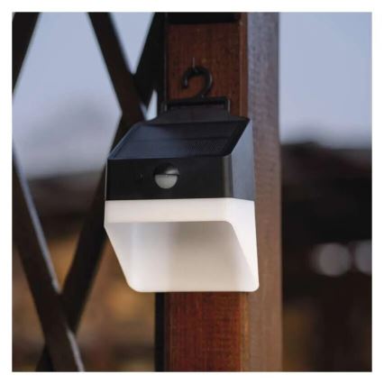 Aplique LED solar con sensor LUMI LED/3,7W IP65 negro