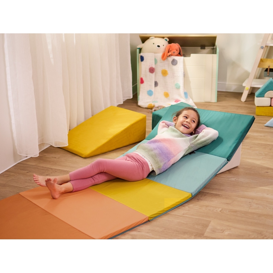 B-Toys - Colchoneta plegable de espuma WONDERTUMBLE 72x175 cm