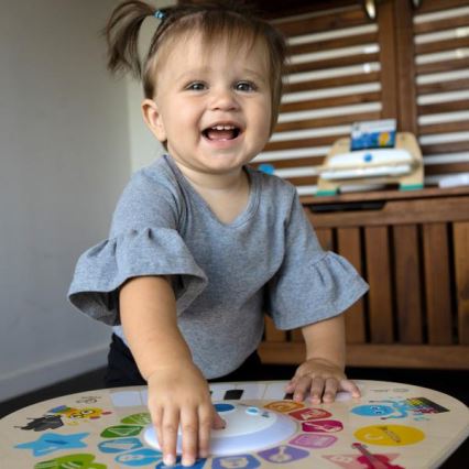 Baby Einstein - Mesa de música activa para niños MAGIC TOUCH HAPE 3xAA