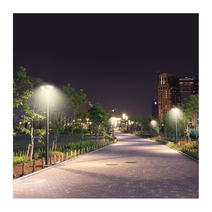 Barra metálica con soporte para luminaria solar de 3 m
