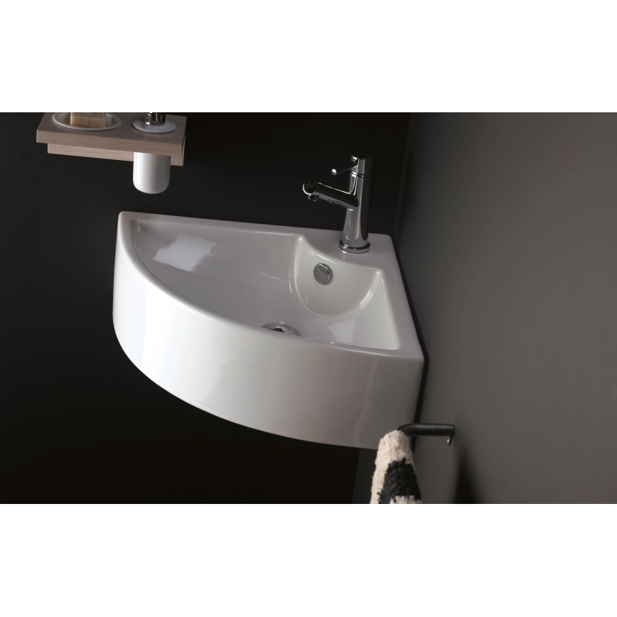 Bathco 0043 - Lavabo suspendido de esquina OPORTO 64,5x47 cm porcelana/blanco