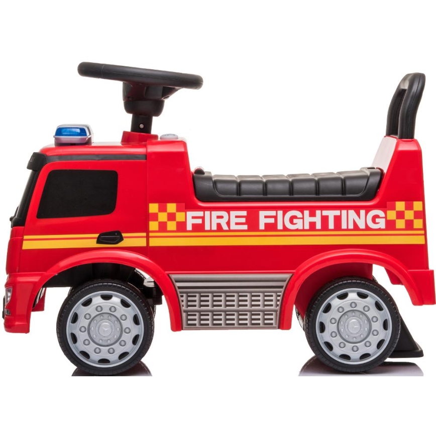 Bicicleta de empuje Mercedes Camión de bomberos 2xAA rojo
