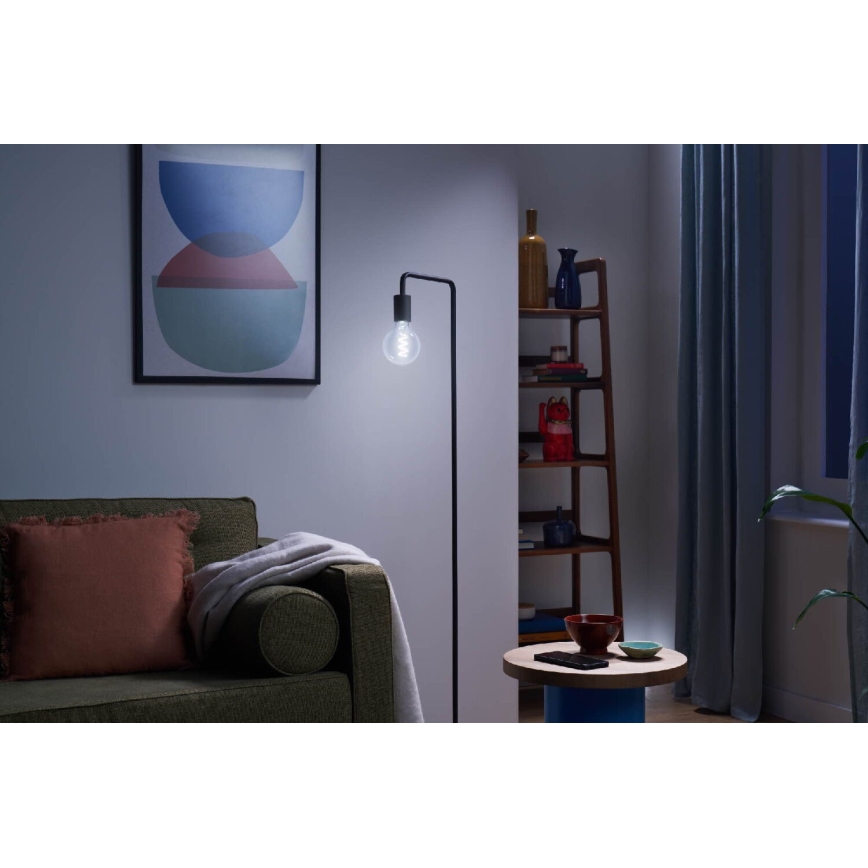 Bombilla LED RGBW regulable G95 E27/6,3W/230V 2200-6500K Wi-Fi - WiZ