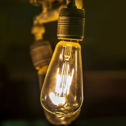 Bombilla LED ST64 E27/8W/230V 2200K - Aigostar