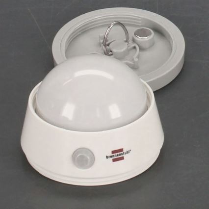 Brennenstuhl - Lámpara LED de orientación con sensor de movimiento LED/3xAA 3000K