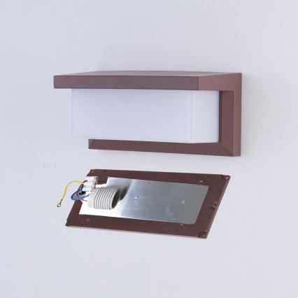 Brilagi - Aplique de pared exterior BRICKY 1xE27/60W/230V marrón IP54