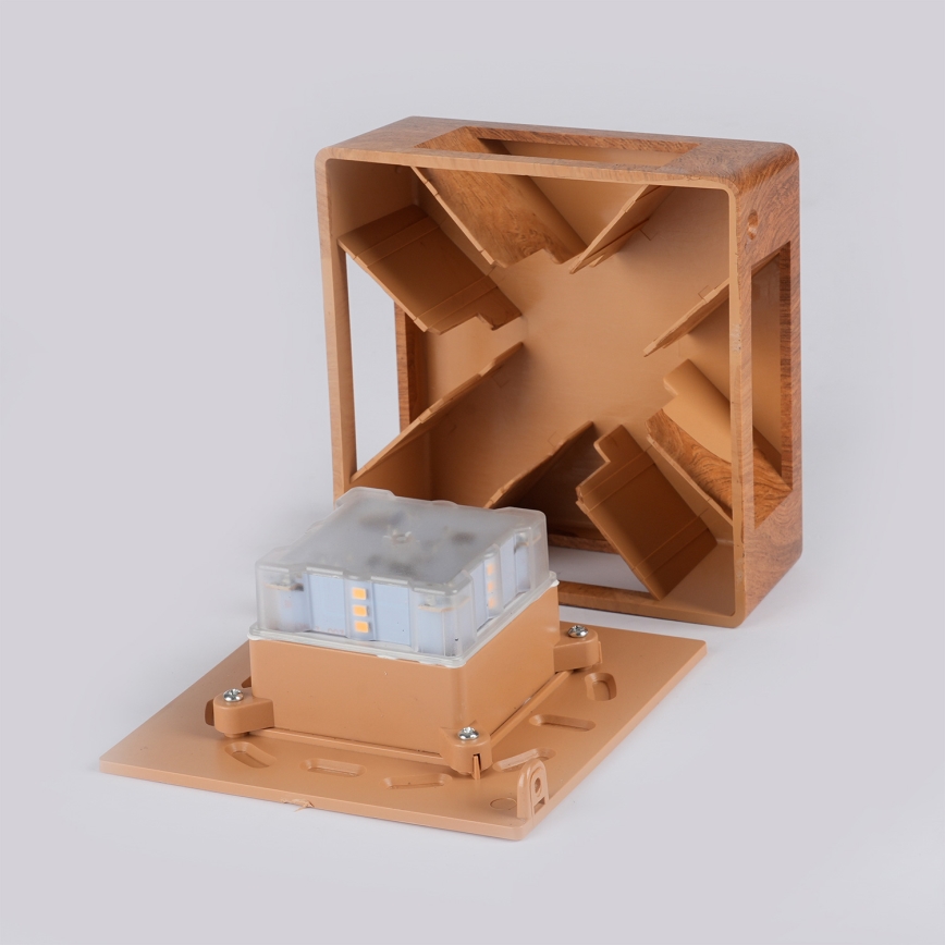 Brilagi - Aplique de pared exterior LED QUADRAY LED/6W/230V acabado en madera IP54