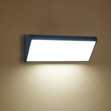 Brilagi - Aplique de pared exterior LED TRIANGLE LED/42W/230V 3000/4000/6500K negro IP65