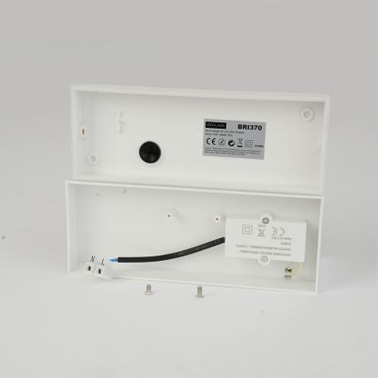 Brilagi - Aplique de pared LED para exterior TESSI LED/10W/230V blanco IP54