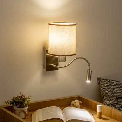 Brilagi - LED Aplique flexible NUBILA 1xE27/25W/230V + LED/3W cromo mate/marrón