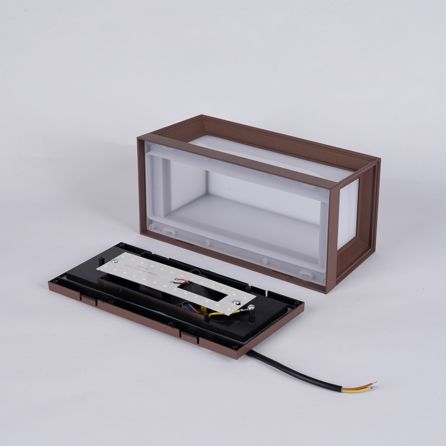 Brilagi - Aplique de pared exterior PARKER LED/12W/230V 3000/4500/6000K marrón IP44