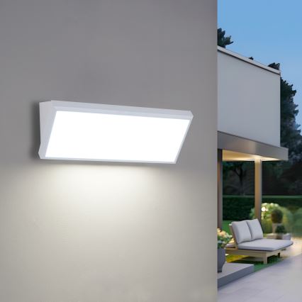 Brilagi - Aplique LED de pared exterior TRIANGLE LED/42W/230V 3000/4000/6500K blanco IP65
