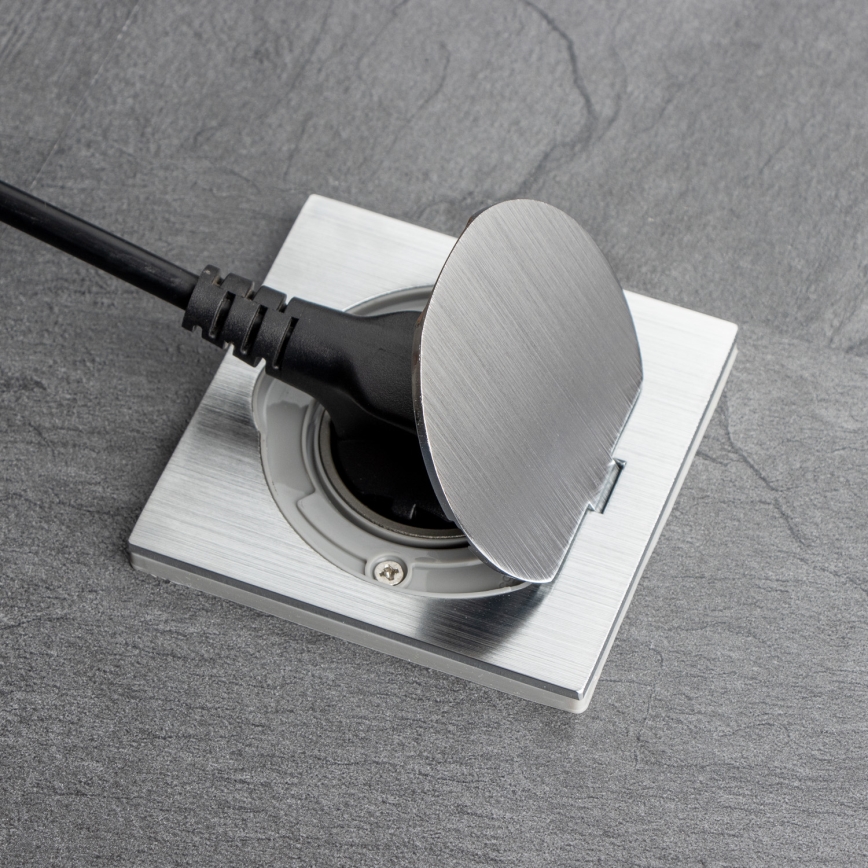 Brilagi - Enchufe de suelo empotrable de exterior IP55 cromo mate cuadrado