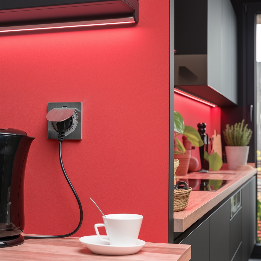 Brilagi - Enchufe de suelo empotrable de exterior IP55 cromo mate cuadrado