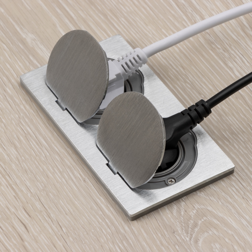 Brilagi - Enchufe doble de suelo empotrable de exterior IP55 rectangular plata