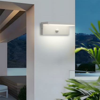 Brilagi - Aplique LED exterior con sensor TESSI LED/10W/230V blanco IP54
