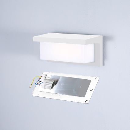 Brilagi - Aplique de pared exterior LED RGBW regulable BRICKY 1xE27/15W/230V 2700-6500K IP54 blanco
