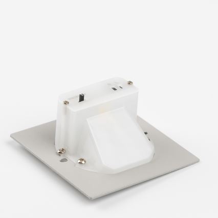 Brilagi - Luminaria LED para escalera con sensor de movimiento y crepuscular JACK LED/1,5W/230V 3000/4000/6500K blanco