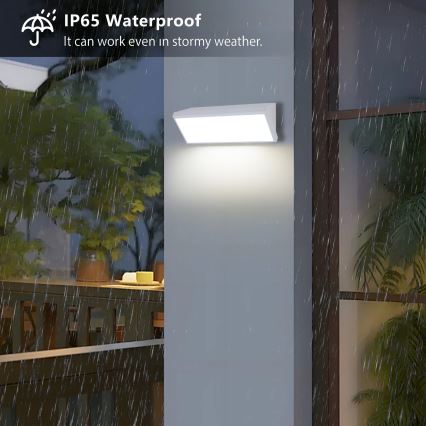 Brilagi - Aplique mural exterior LED con sensor TRIANGLE LED/42W/230V 45 cm blanco IP65