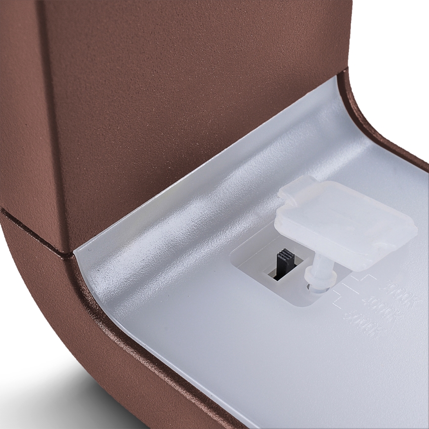 Brilagi - Aplique LED de pared exterior BARI LED/7W/230V 3000/4000/6000K marrón IP54