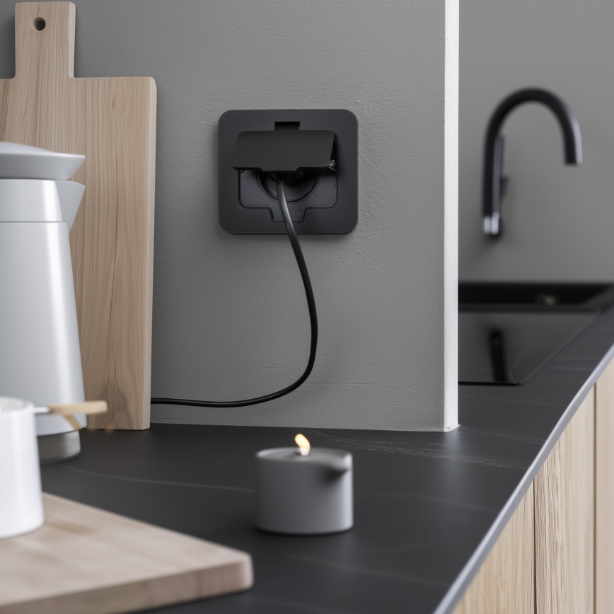 Brilagi - Toma de suelo empotrada para exterior IP55, negra, rectangular