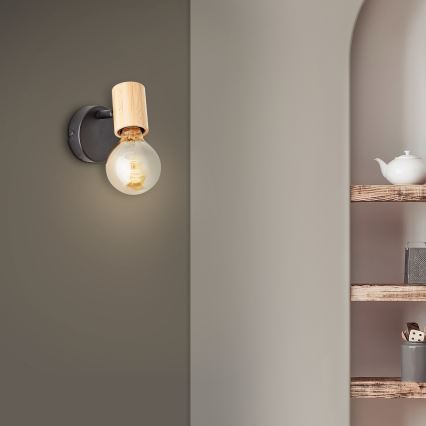 Brilliant - Aplique de pared tipo foco KERRY 1xE27/40W/230V bambú