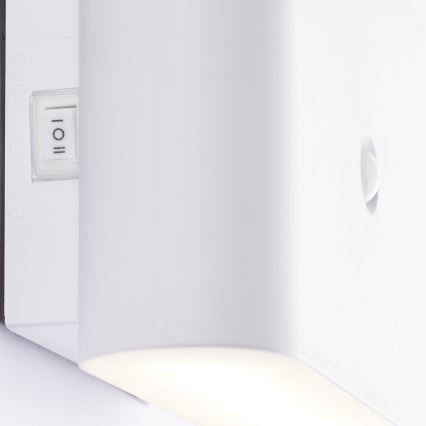 Brilliant - Aplique LED de exterior recargable con sensor XINO LED/3W/5V 3600 mAh IP44 blanco