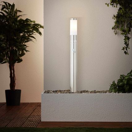 Brilliant - Lámpara LED de exterior con sensor LEIGH LED/0,9W/230V + 1xE27/11W 80 cm IP44 cromo brillante