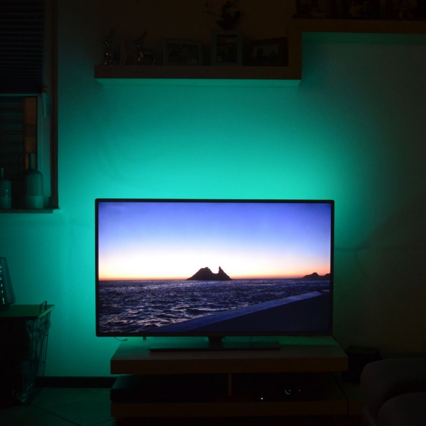 Brilo - Tira LED RGBW regulable diá. TV 3m LED/2,5W/USB + control remoto