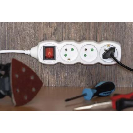 Cable de extensión con interruptor 4 tomas 5m blanco