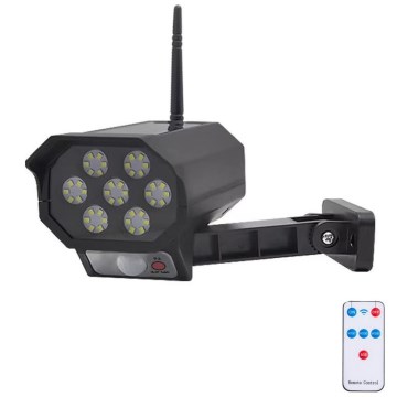 Cámara simulada LED de seguridad con sensor y panel solar LED/5W/5,5V 800 mAh IP65 + control remoto