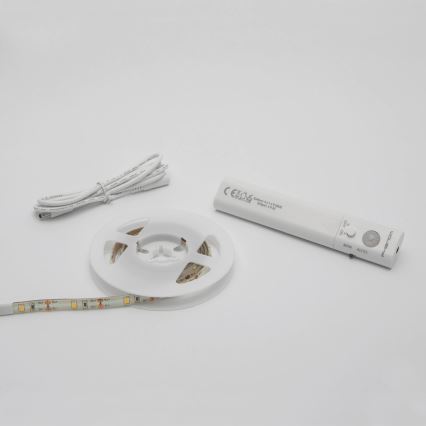 Cinta LED con sensor de movimiento 1m LED/2,4W/6V 3000K