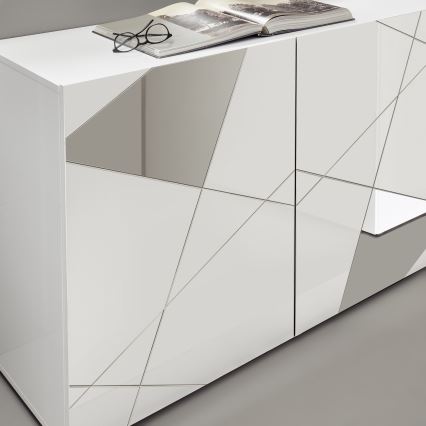 Cómoda TAVRI blanca