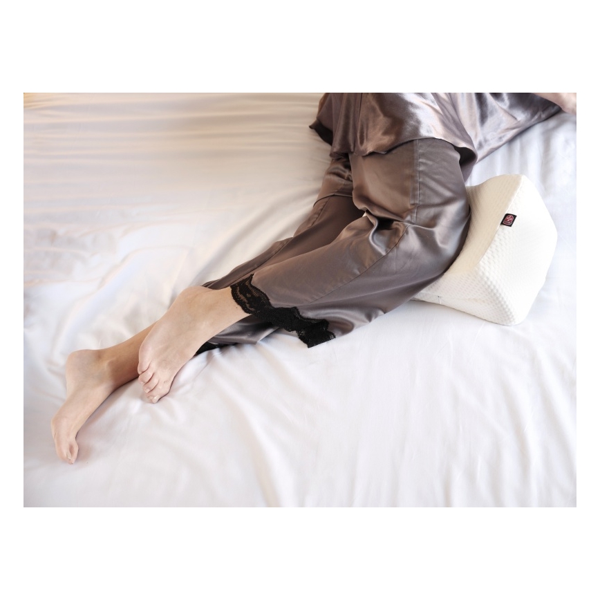 CONNECT IT CFH-6010-WH - Almohada anatómica para entre las rodillas Taurus Knee blanca