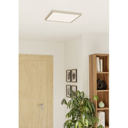 Eglo - Luminaria de techo regulable LED RGBW para baño, 17,8 W, 230 V, 2700-6500 K, 39 x 39 cm, IP44, acabado en cromo mate